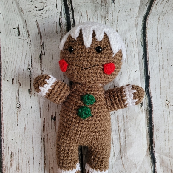 Crochet Gingerbread Boy Stuffed Amigurumi - Picture 11 of 11